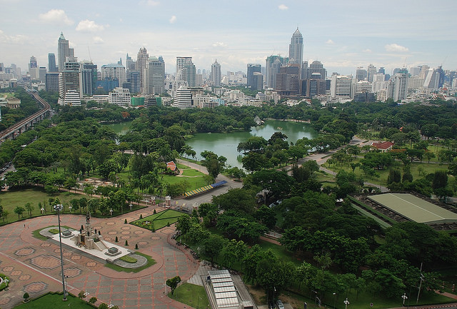 alt="Aerial_view_of_Lumphini_Park"