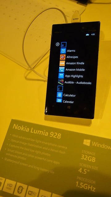 alt="Lumia 928"