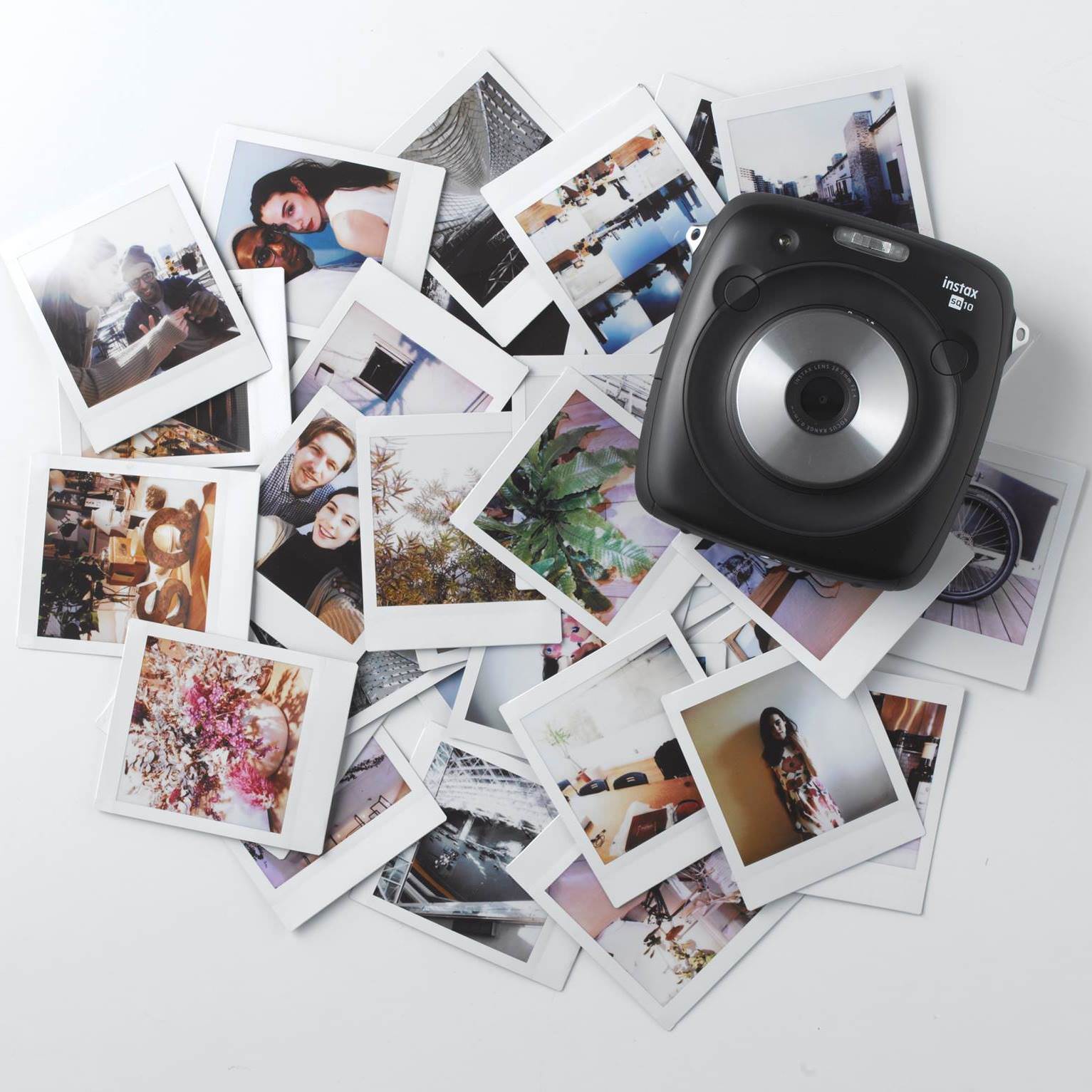 alt="Instax"