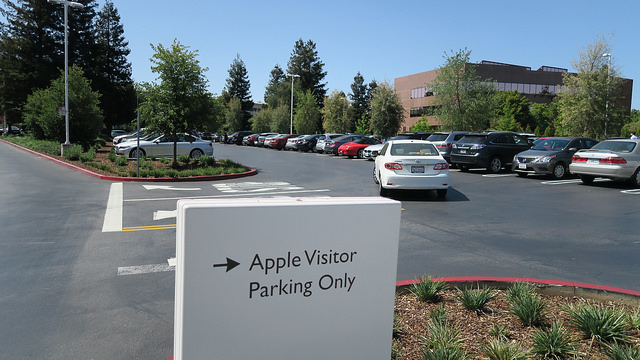 alt="Apple HQ"