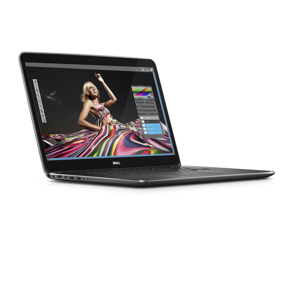 alt="Dell XPS 15"