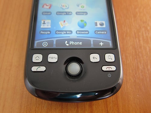 alt="HTC Magic"