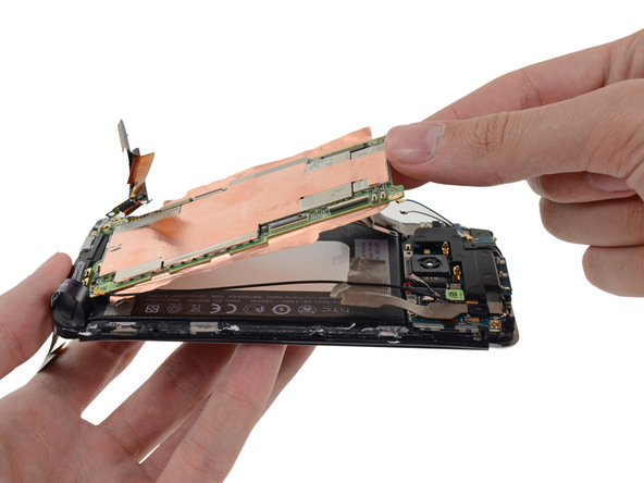 alt="iFixit-HTC-One_3"