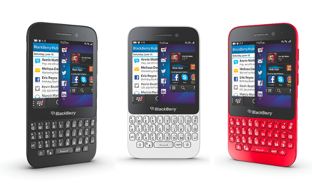 alt="BlackBerry Q5"