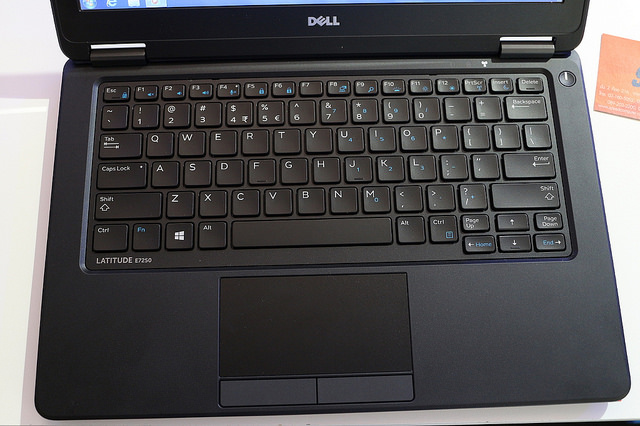 alt="Dell Latitude E7250"